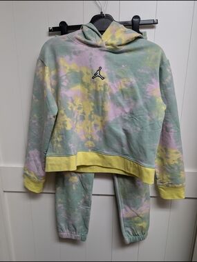 Jordan Girls' Tie-Dye Hoodie & Joggers Set - Pastel Yellow/Green/Purple